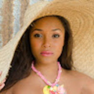 Meet your Posher, Leilani